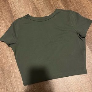 wild fable crop-top - size small